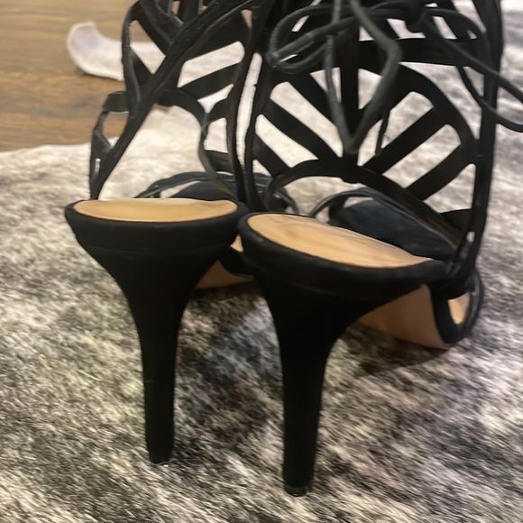 Banana Republic Bev Cutout Black Heel Sandals - Picture 4 of 9